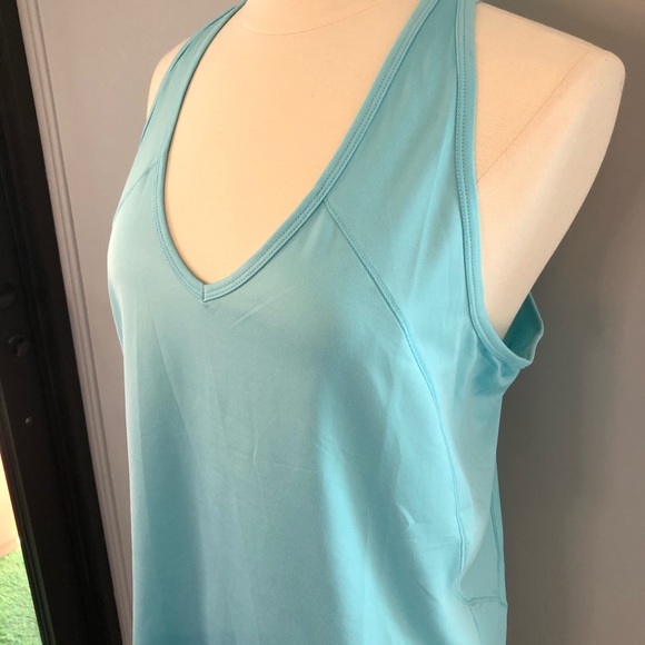 ✨3/$30 ALO Yoga Teal Razorback Workout Tank - Picture 3 of 7